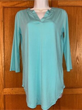 Relaxed V-Neck Tunic in Aqua